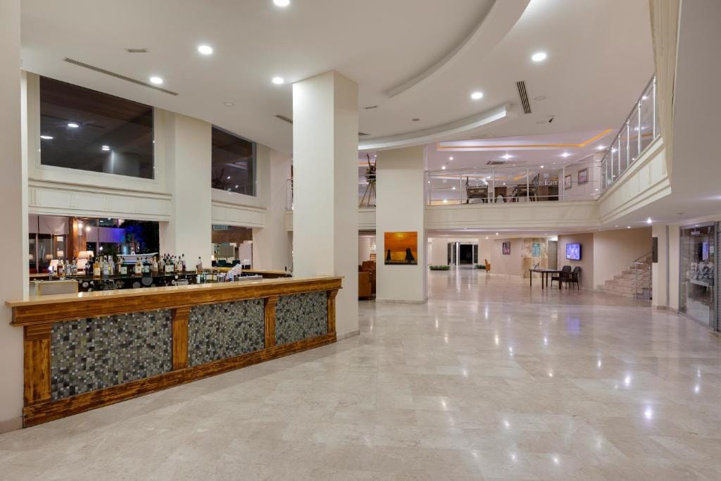 Sealight Resort Hotel — 4