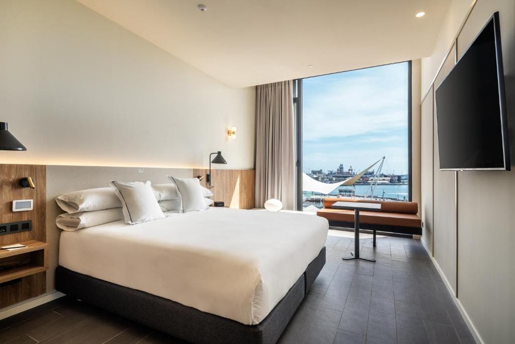 Hotel LIVVO Lumm — 1
