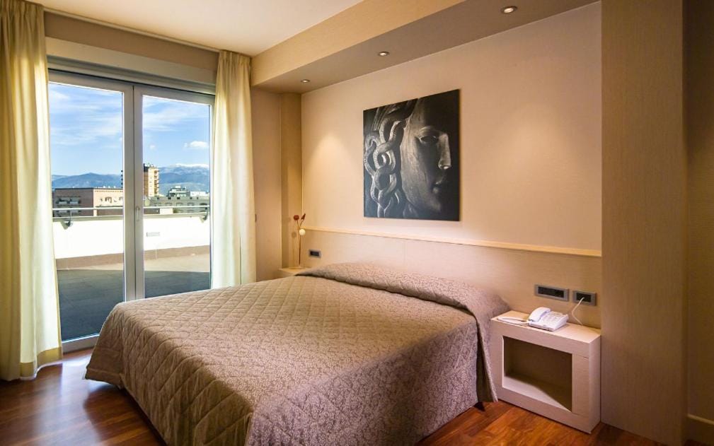 Hotel Europa — 2