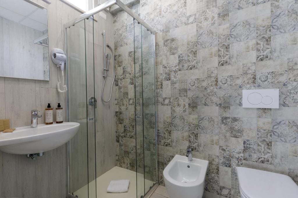Hotel Tirreno — 3