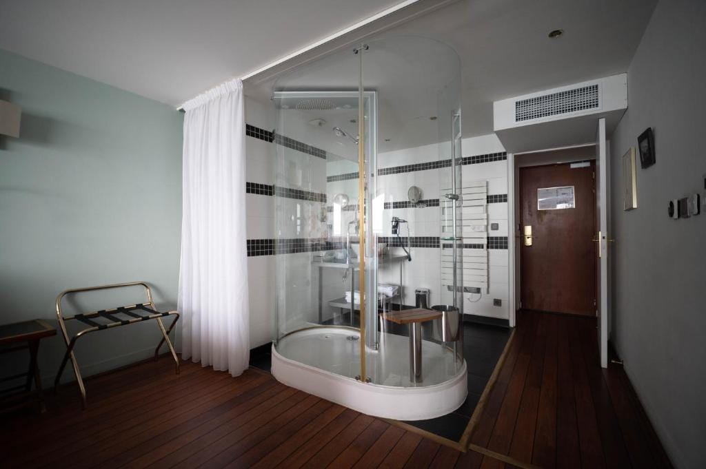 LOGIS HOTEL - La Petite Rade — 3