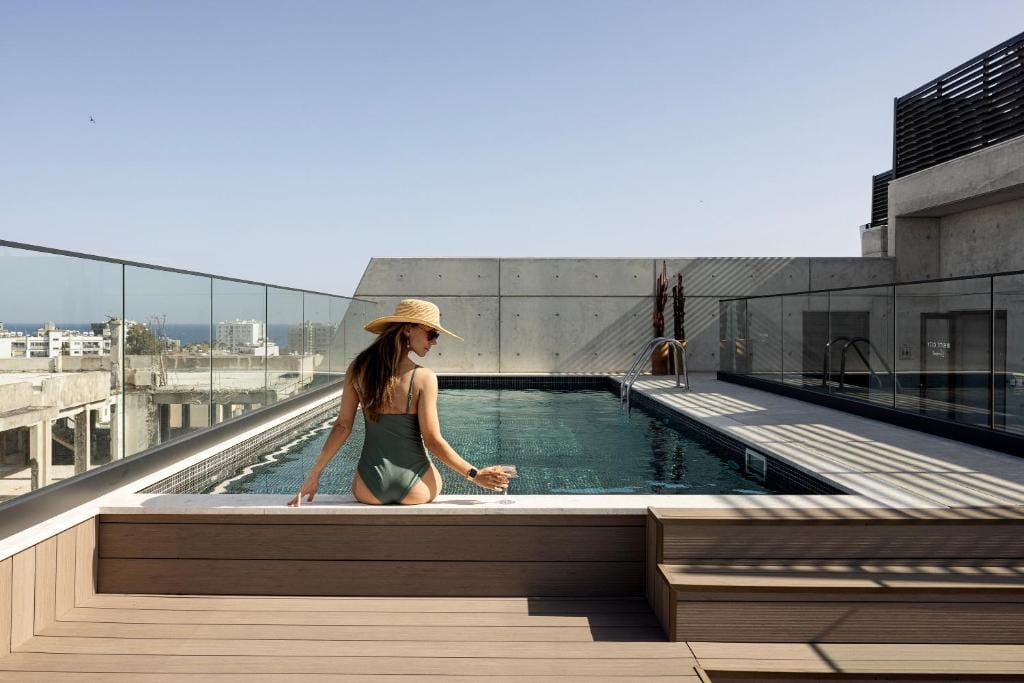 White City Limassol — 1