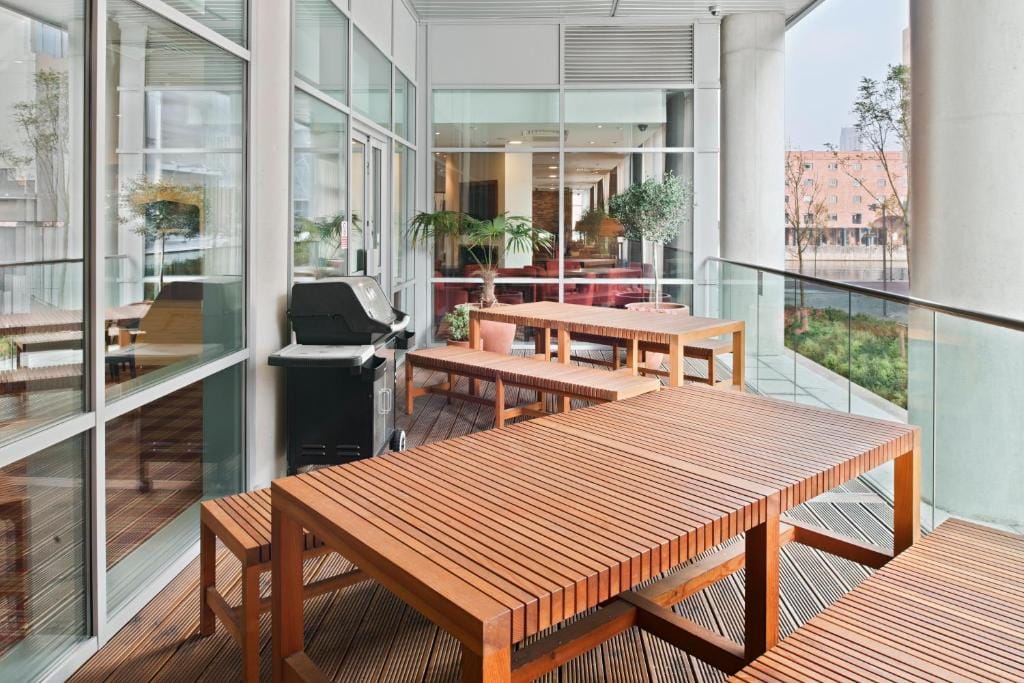 Staybridge Suites Liverpool by IHG — 3