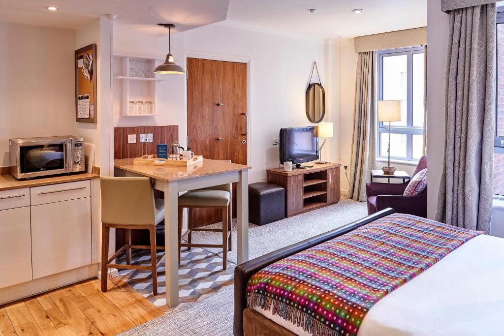 Staybridge Suites Liverpool by IHG — 4