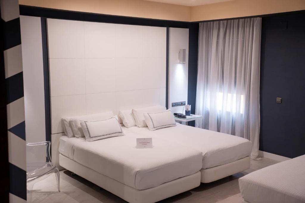 Hotel Málaga Nostrum Airport — 4