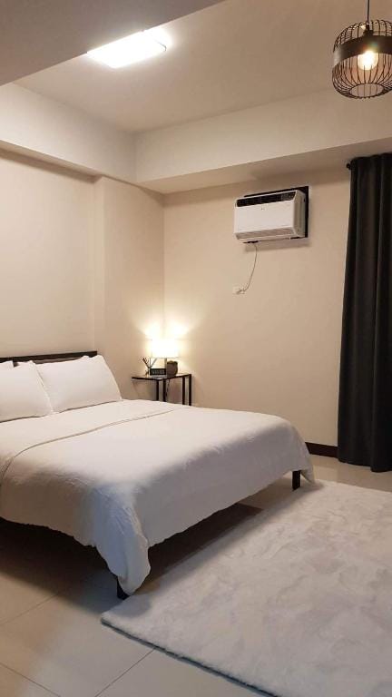 101 Newport blvd C2 4F by Rechelle Nunag — 2