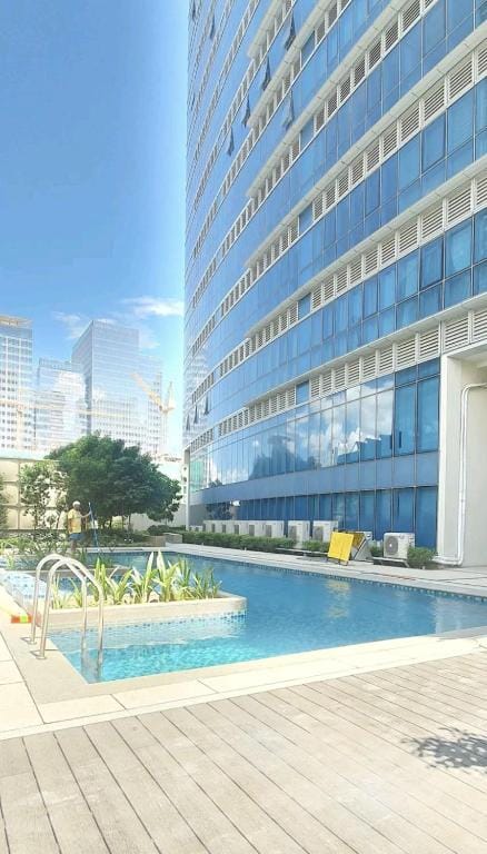 2BR at the FORT BGC near Malls, Restaurants & Shops — 4