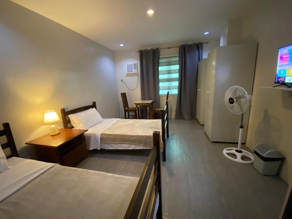 ABE Lodge Taguig — 2