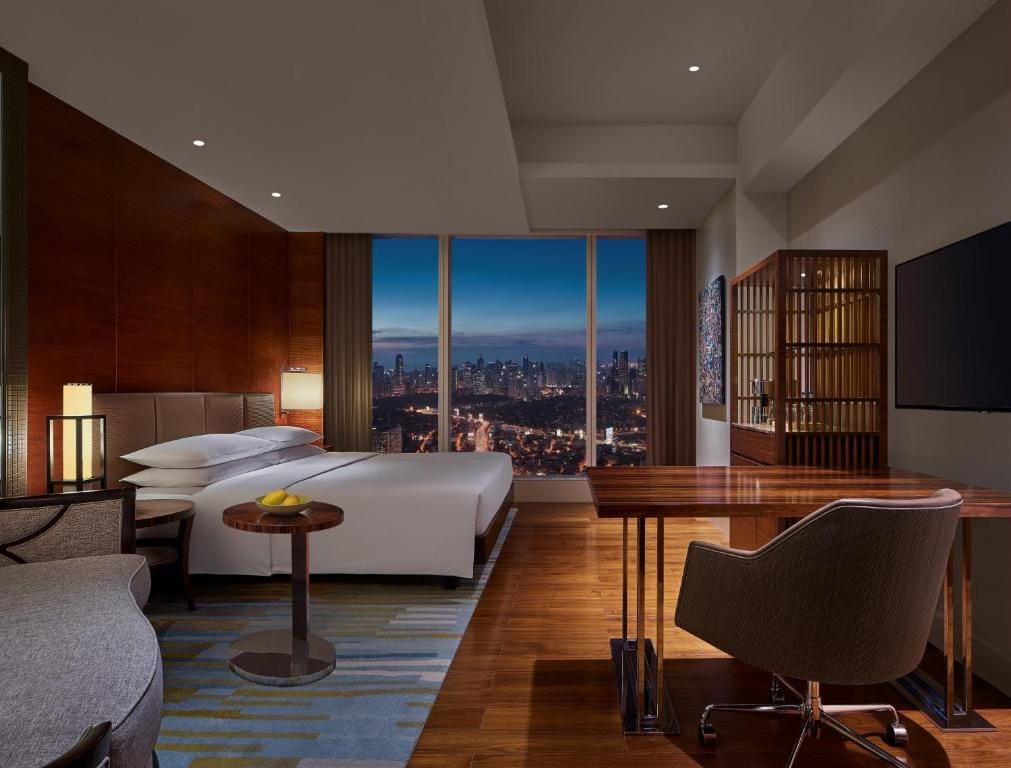 Grand Hyatt Manila — 1