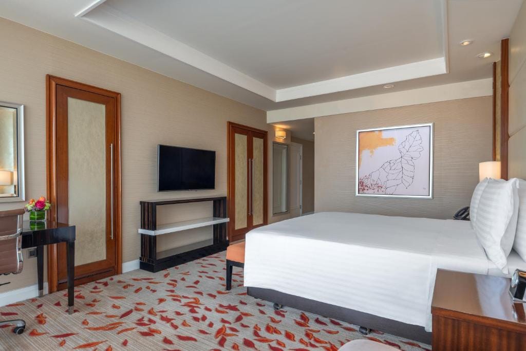 Solaire Resort Entertainment City — 5