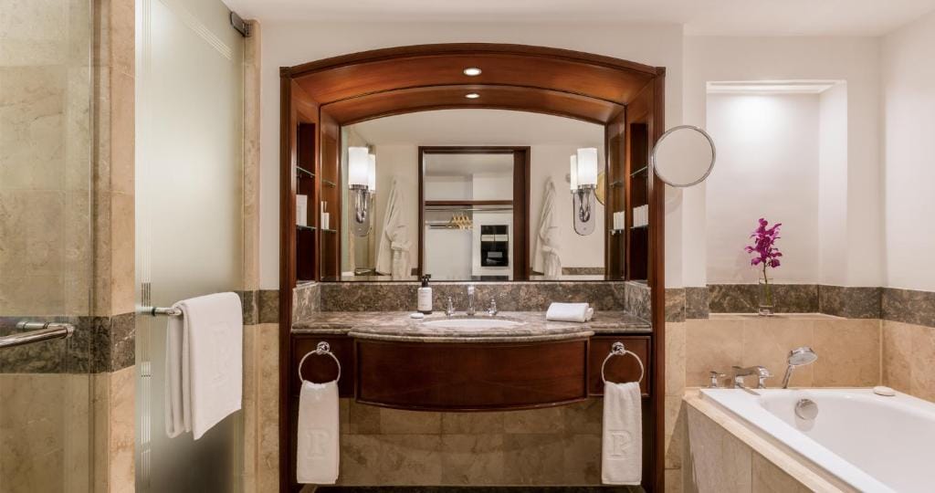 The Peninsula Manila — 3