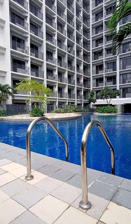 The SPLENDOR Comfortable living by Awsom Phil — 2
