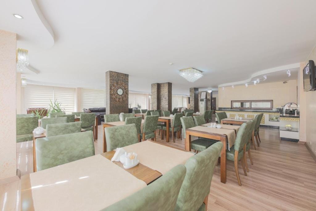 Hostapark Hotel — 4