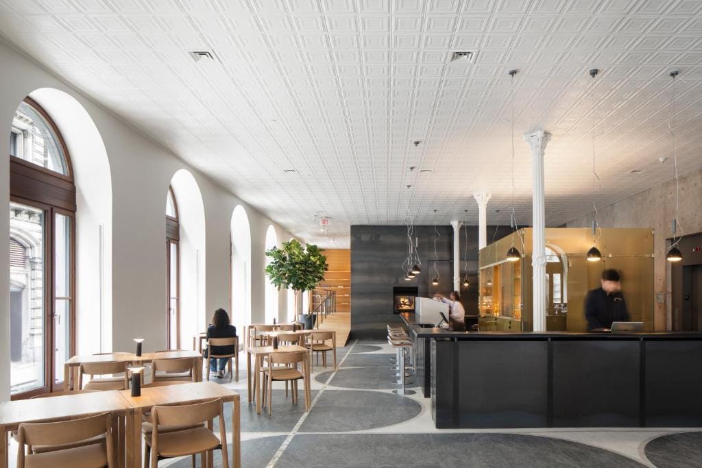 Hotel Gault — 3