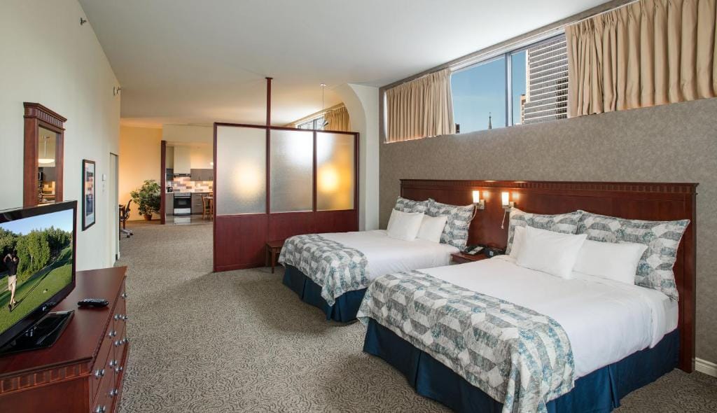 Le Square Phillips Hôtel & Suites — 2