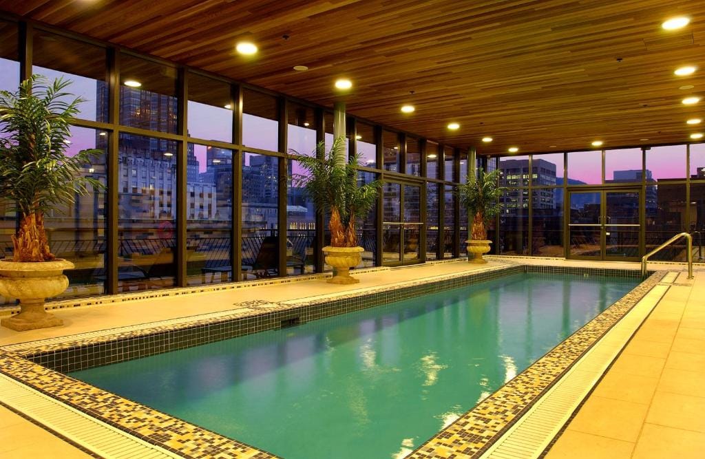 Le Square Phillips Hôtel & Suites — 4