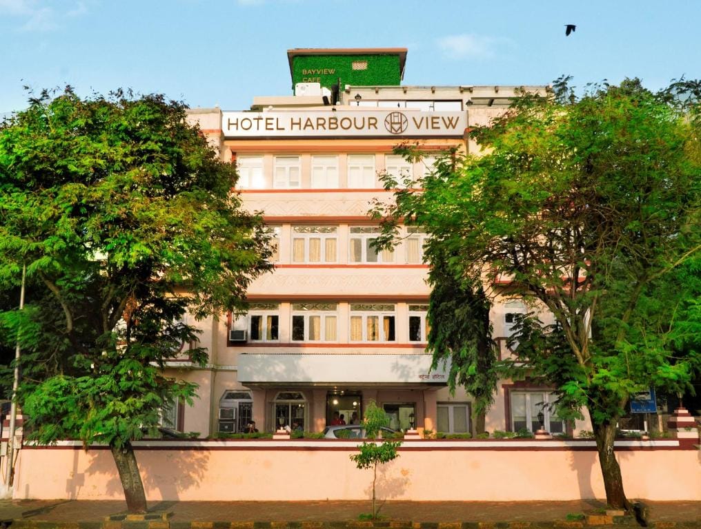 Hotel Harbour View Colaba — 1