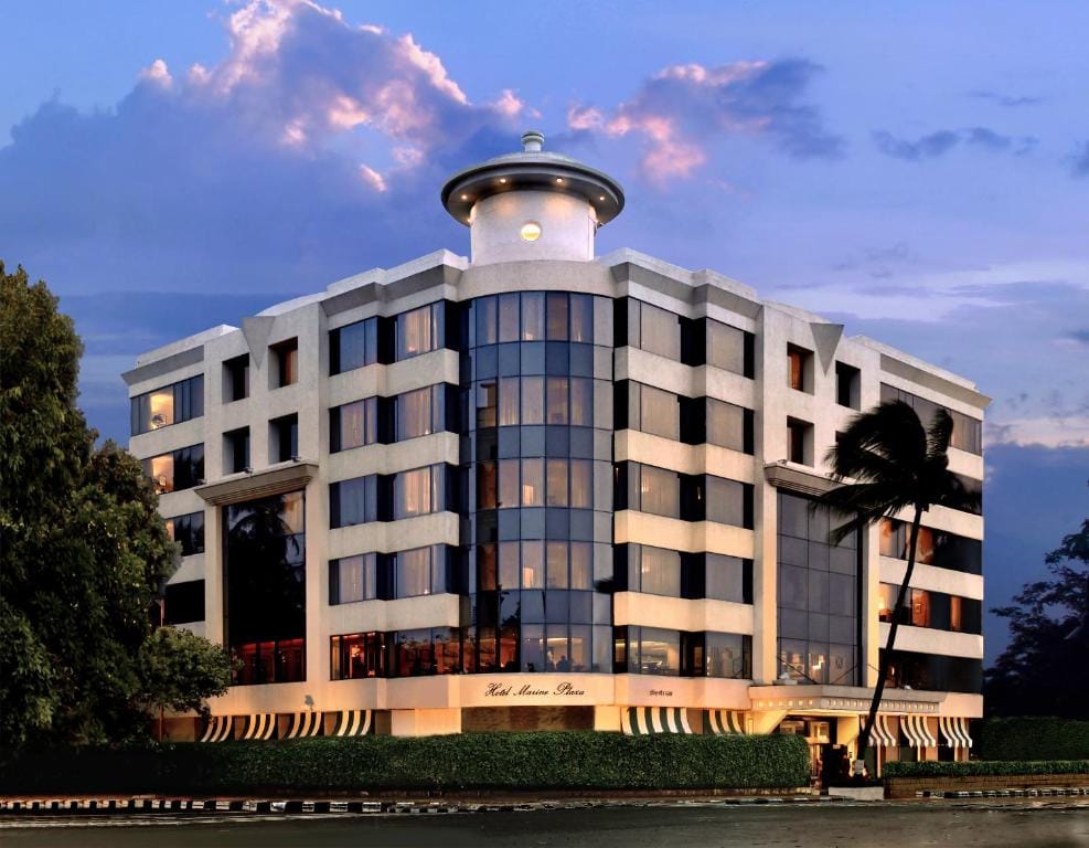 Hotel Marine Plaza — 1