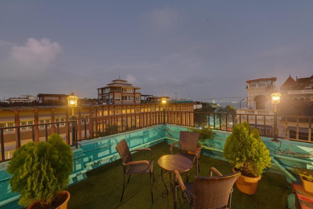 Hotel Suba Palace Near Gateway of India — 4