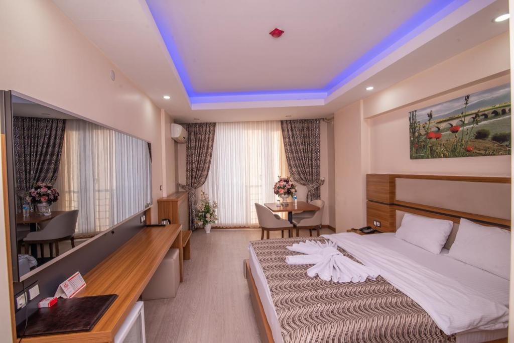 Mus Grand Hotel — 2