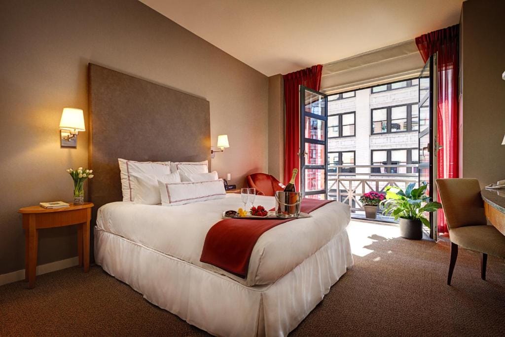 Hotel Giraffe by Library Hotel Collection — 2