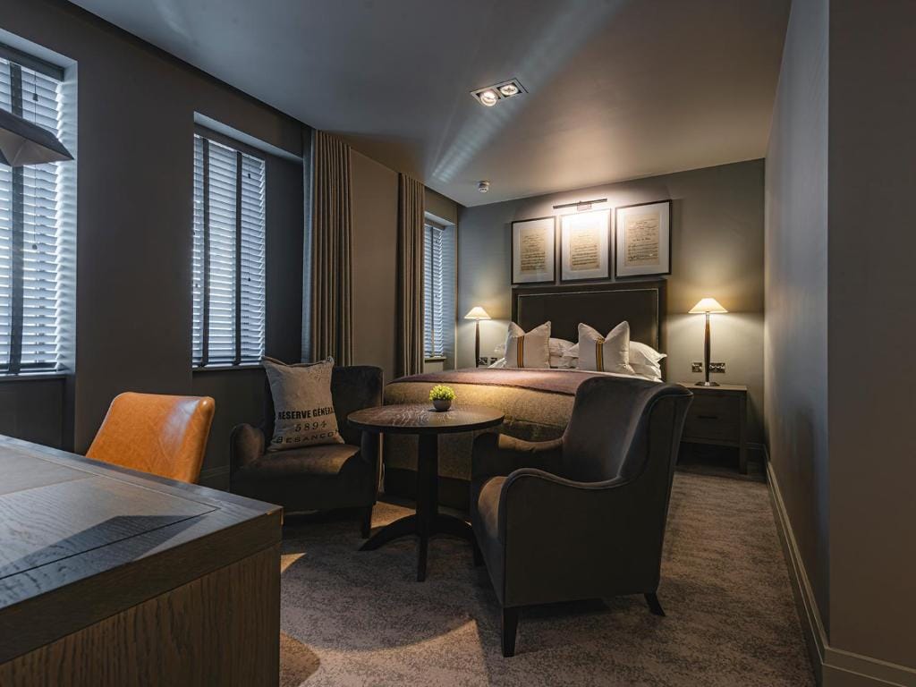 Dakota Newcastle — 5