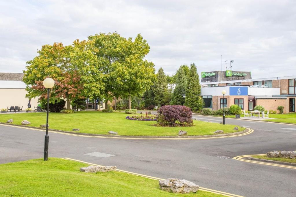 Holiday Inn Newcastle Gosforth Park by IHG — 1
