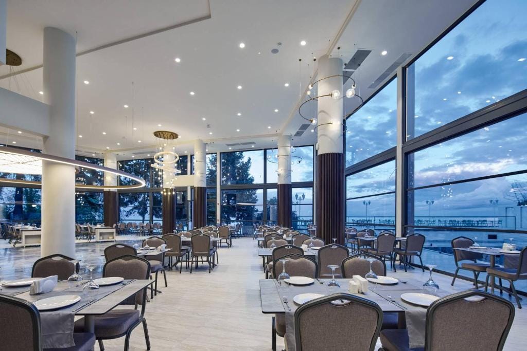 Waveside hotel — 4