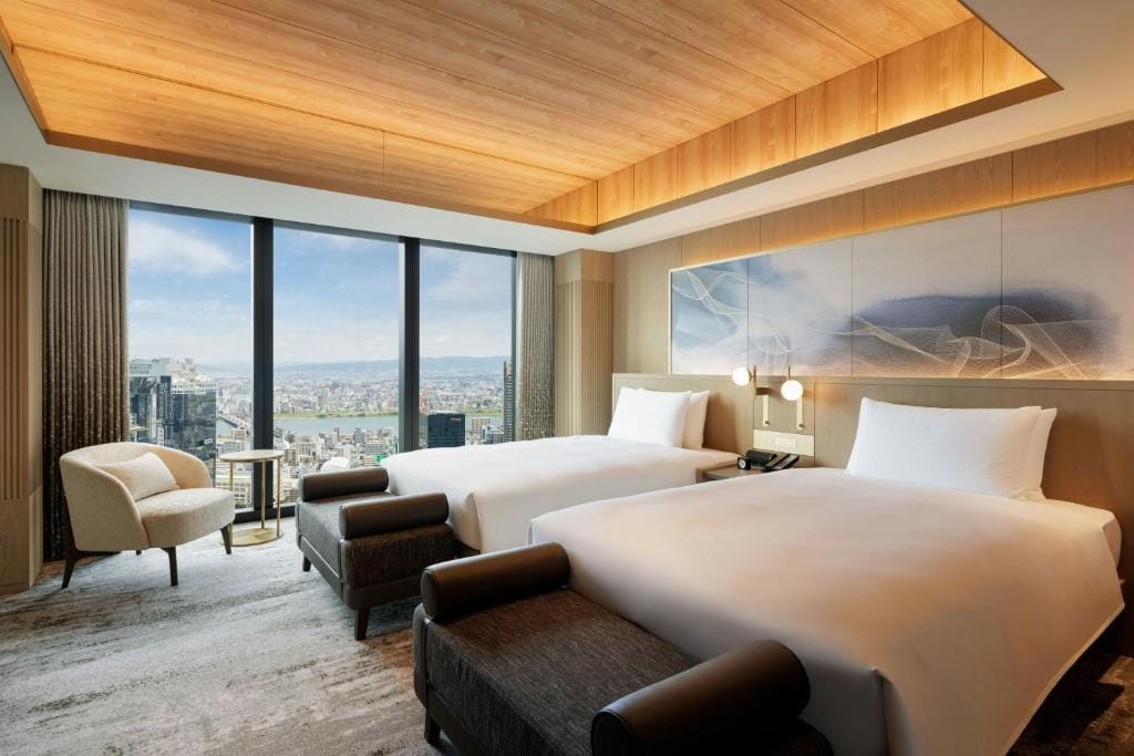 THE OSAKA STATION HOTEL, Autograph Collection — 2