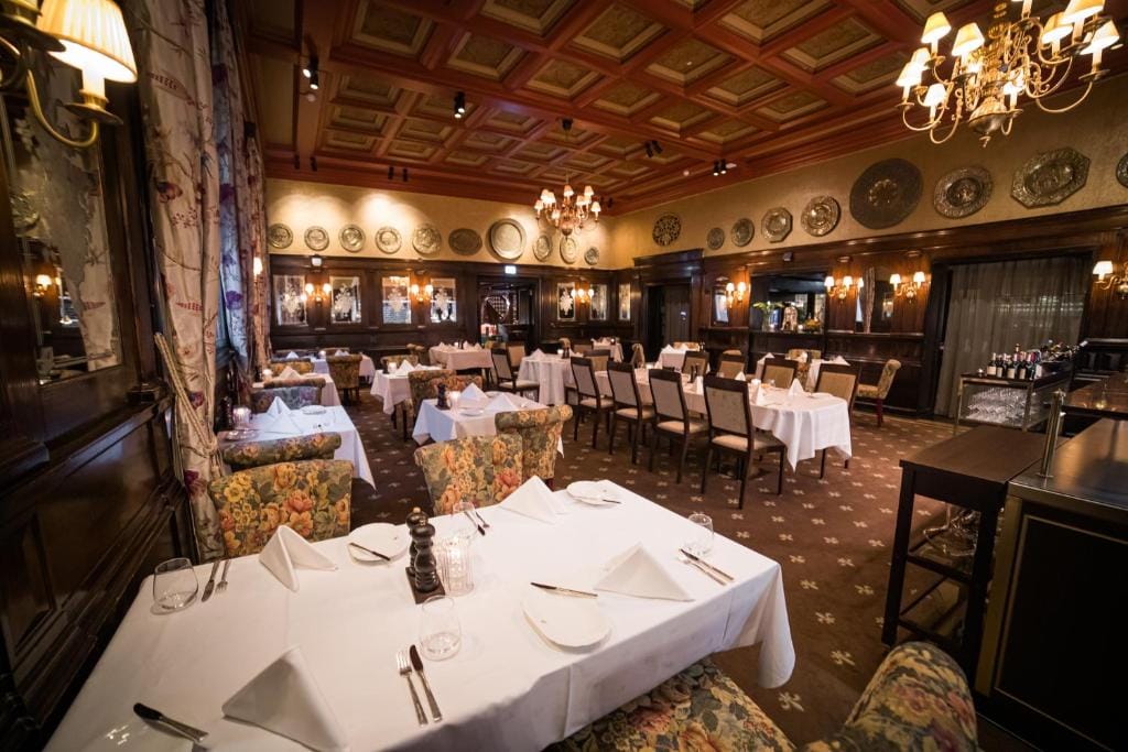 Hotel Bristol — 4