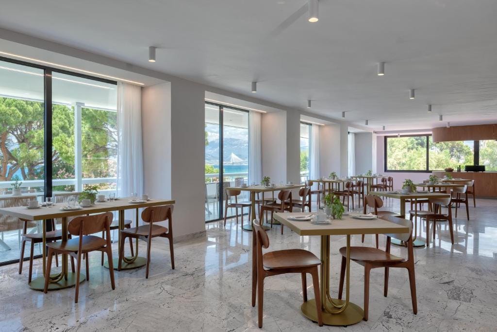 Airotel Achaia Beach — 2