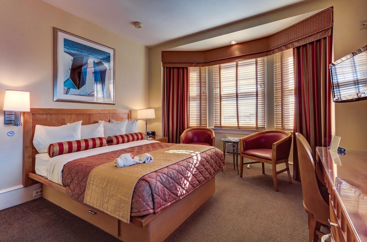 Alexander Inn — 3