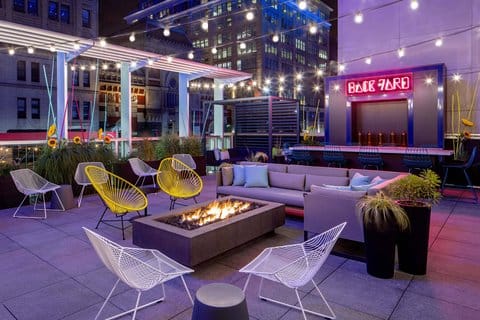 Aloft by Marriott Philadelphia Downtown — 4