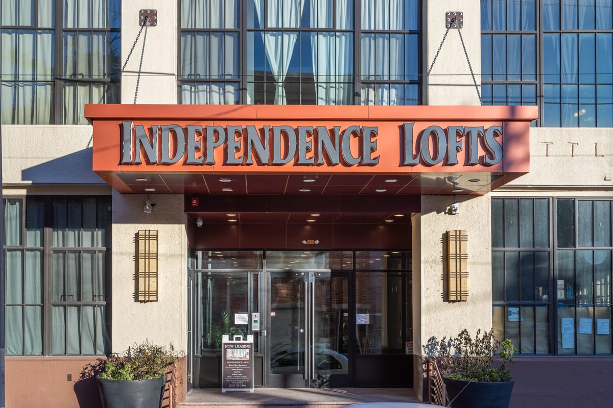 Sosuite at Independence Lofts - Callowhill — 1