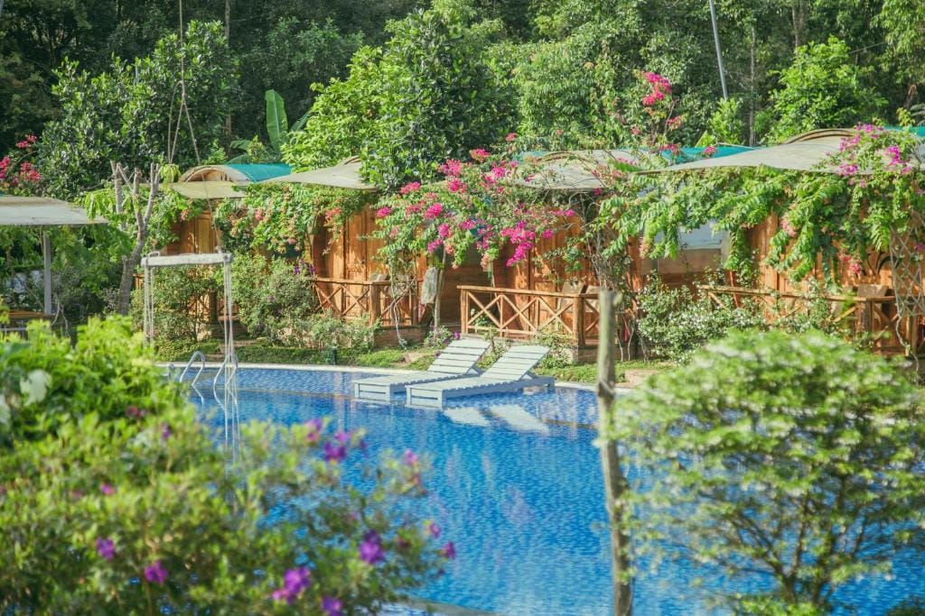 Phu Quoc Valley Sen Bungalow — 1