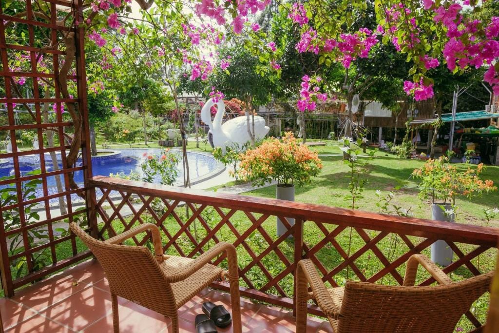 Phu Quoc Valley Sen Bungalow — 3