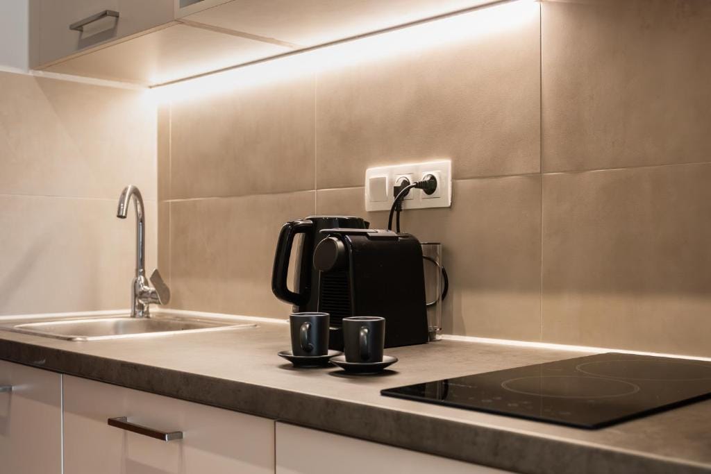 Au Piree by Calon — 2