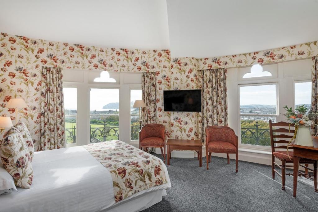 Duke Of Cornwall Hotel — 2
