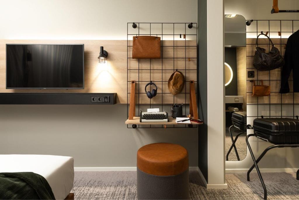 Moxy Plymouth — 4