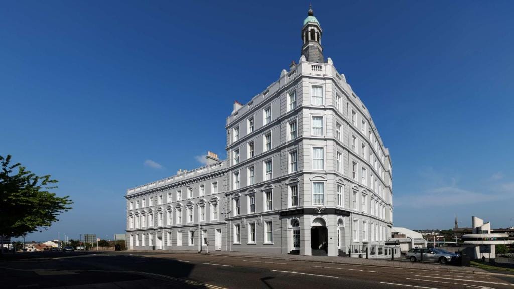 New Continental Hotel; Sure Hotel Collection by Best Western — 2