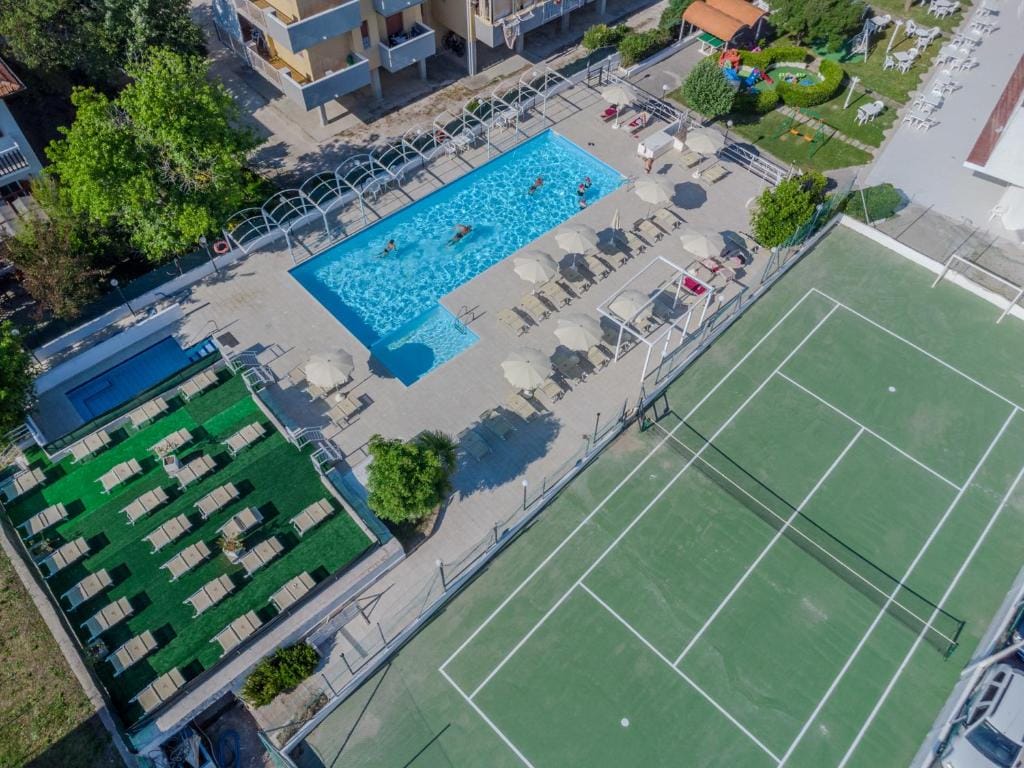 Hotel Marina Beach - Azzurro Club — 4
