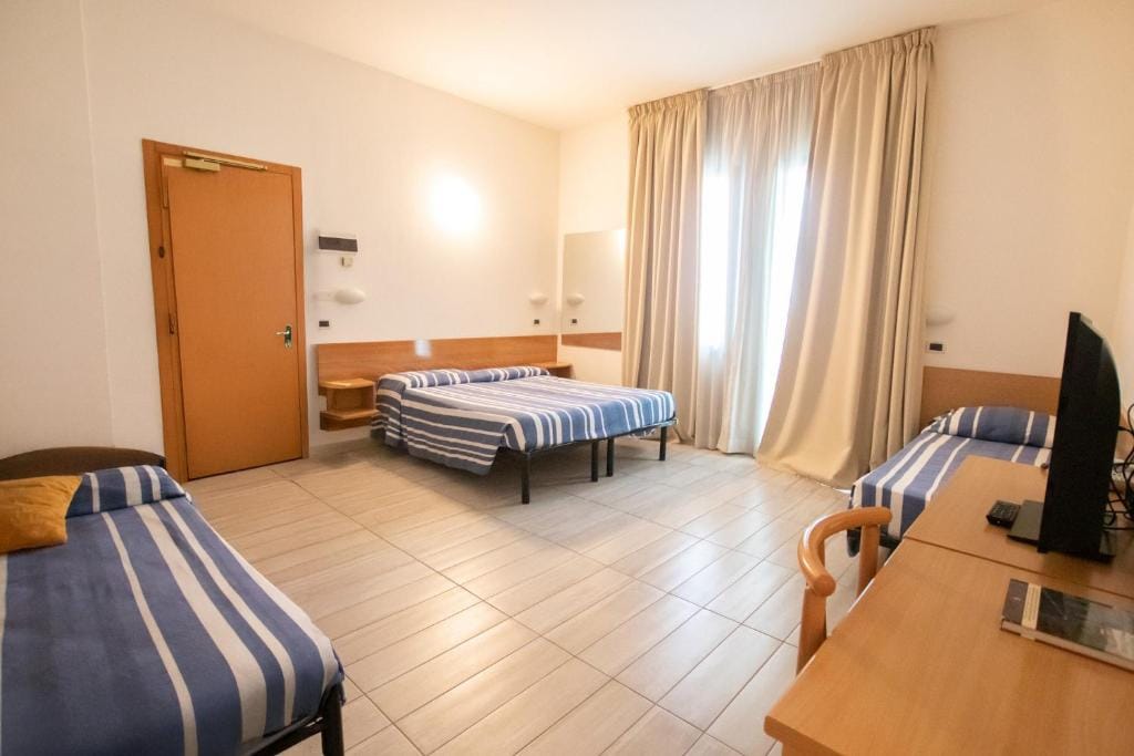 Piccolo Hotel — 2