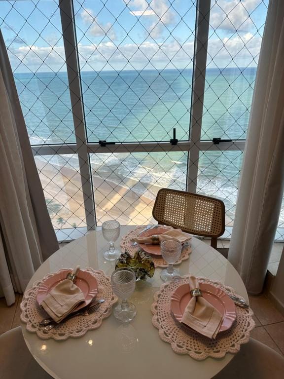 2704 Flat Beira Mar Av Boa viagem Vista Deslumbrante e com cozinha — 3