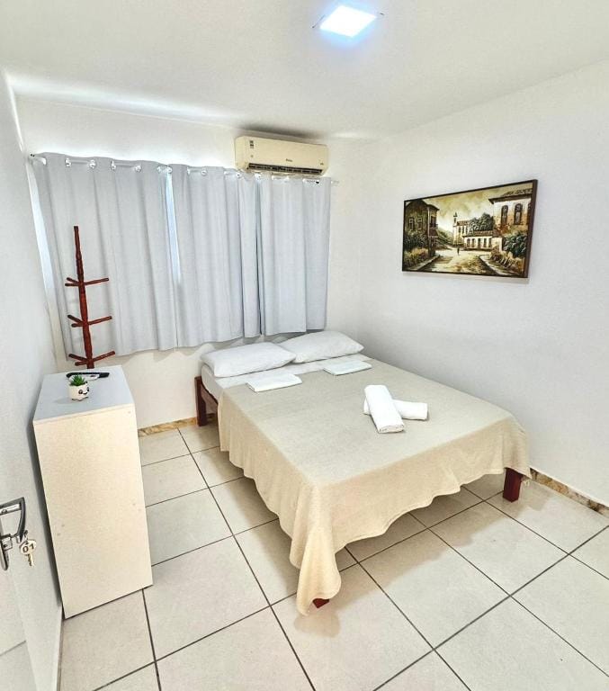 Quarto 01 - Pousada Canaã — 1