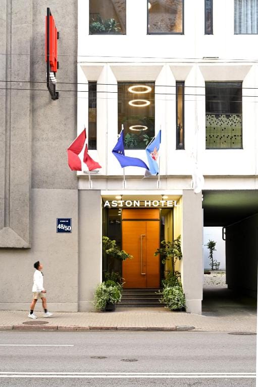 Aston Hotel Riga — 1