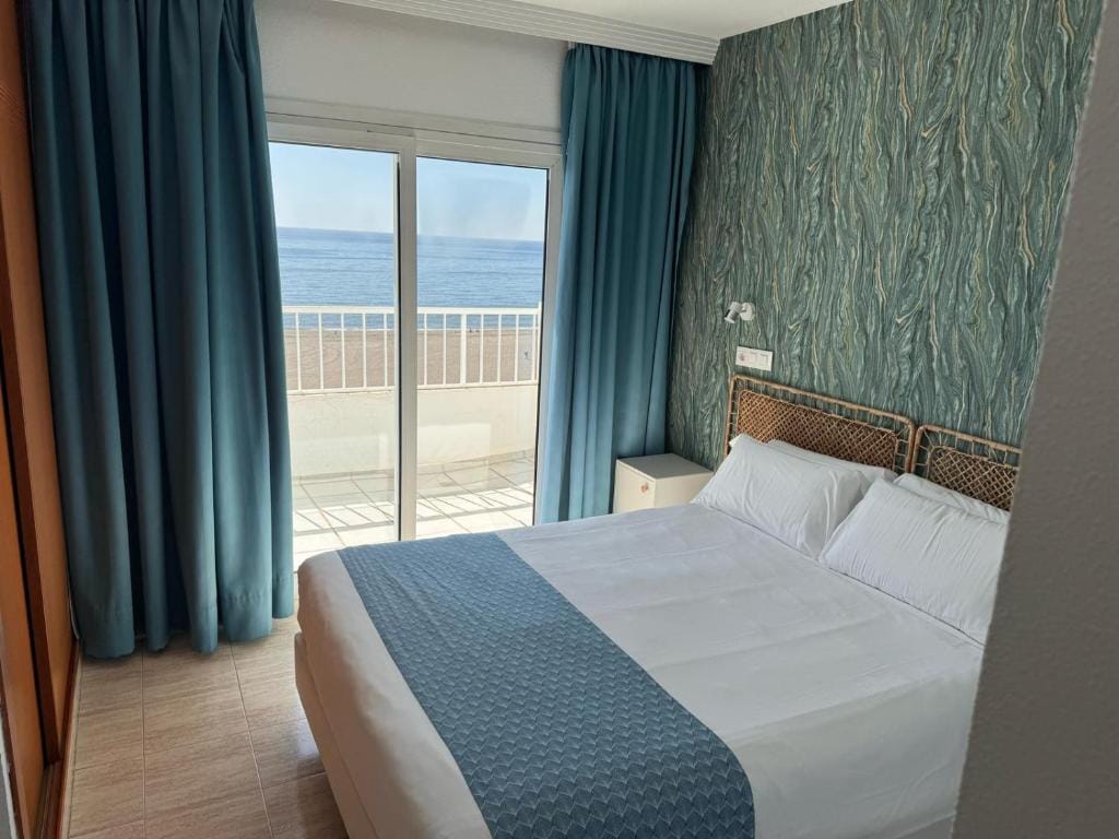Bahía Serena — 2