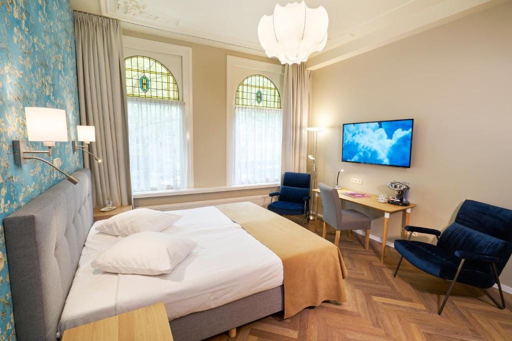 Hotel Van Walsum — 2