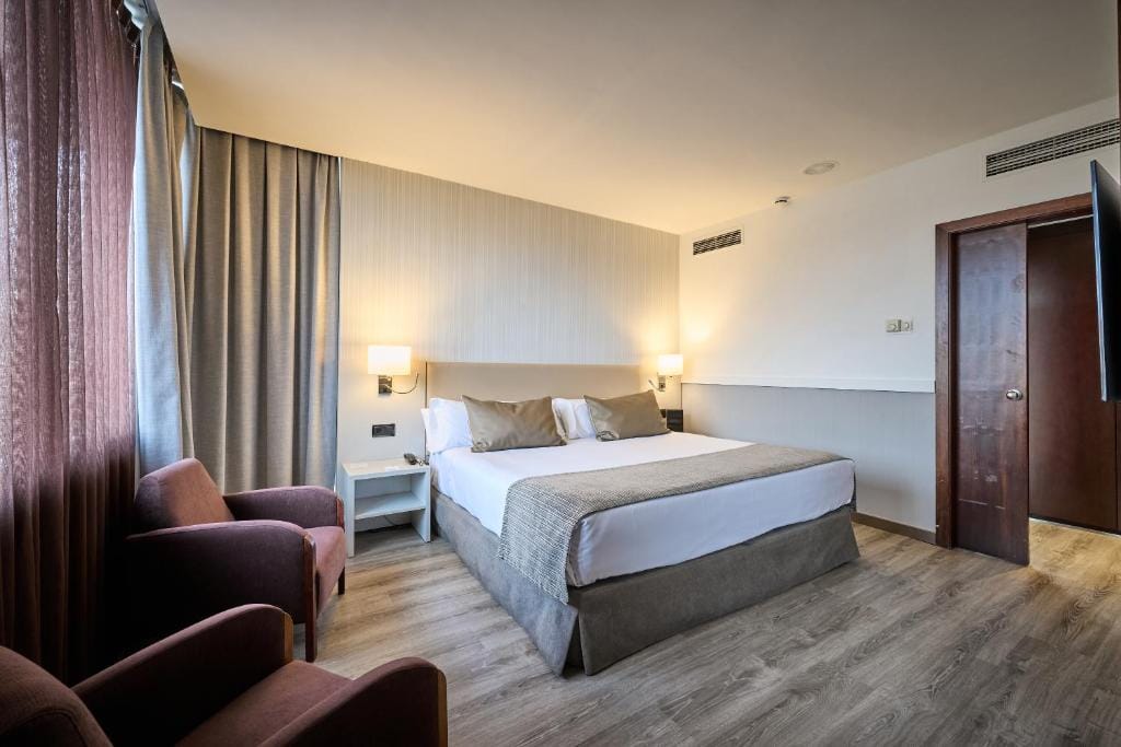 Catalonia Gran Hotel Verdi — 2