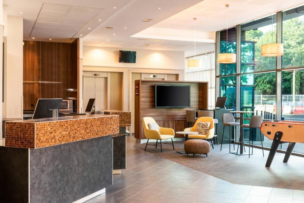 Courtyard by Marriott Paris Saint Denis — 1