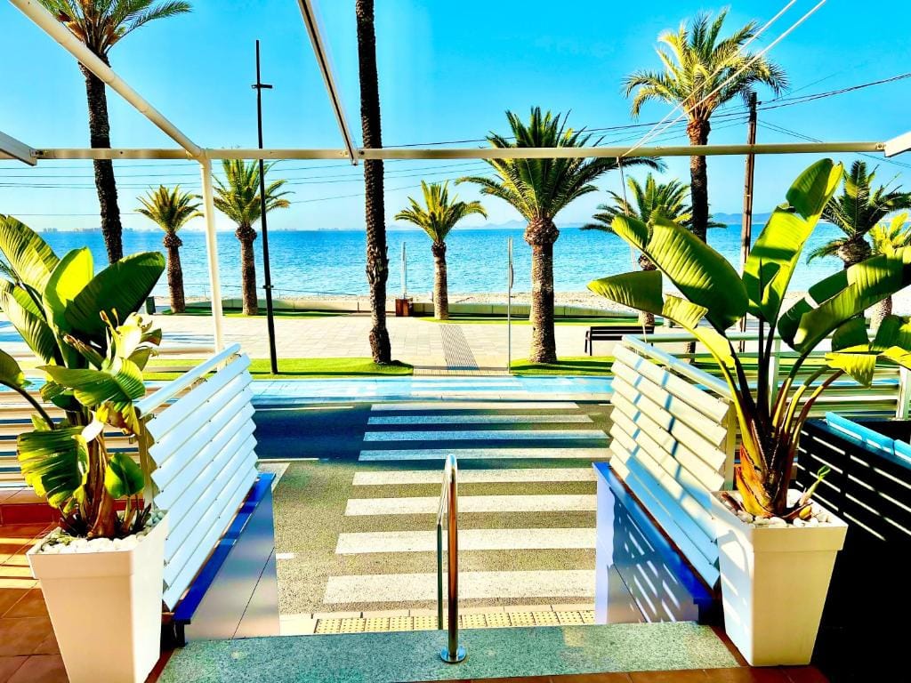 Hotel Neptuno — 5